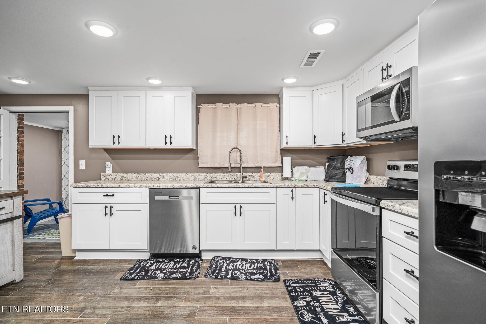 74 Farmer Road Crossville, TN 38571 - Photo 9 of 41