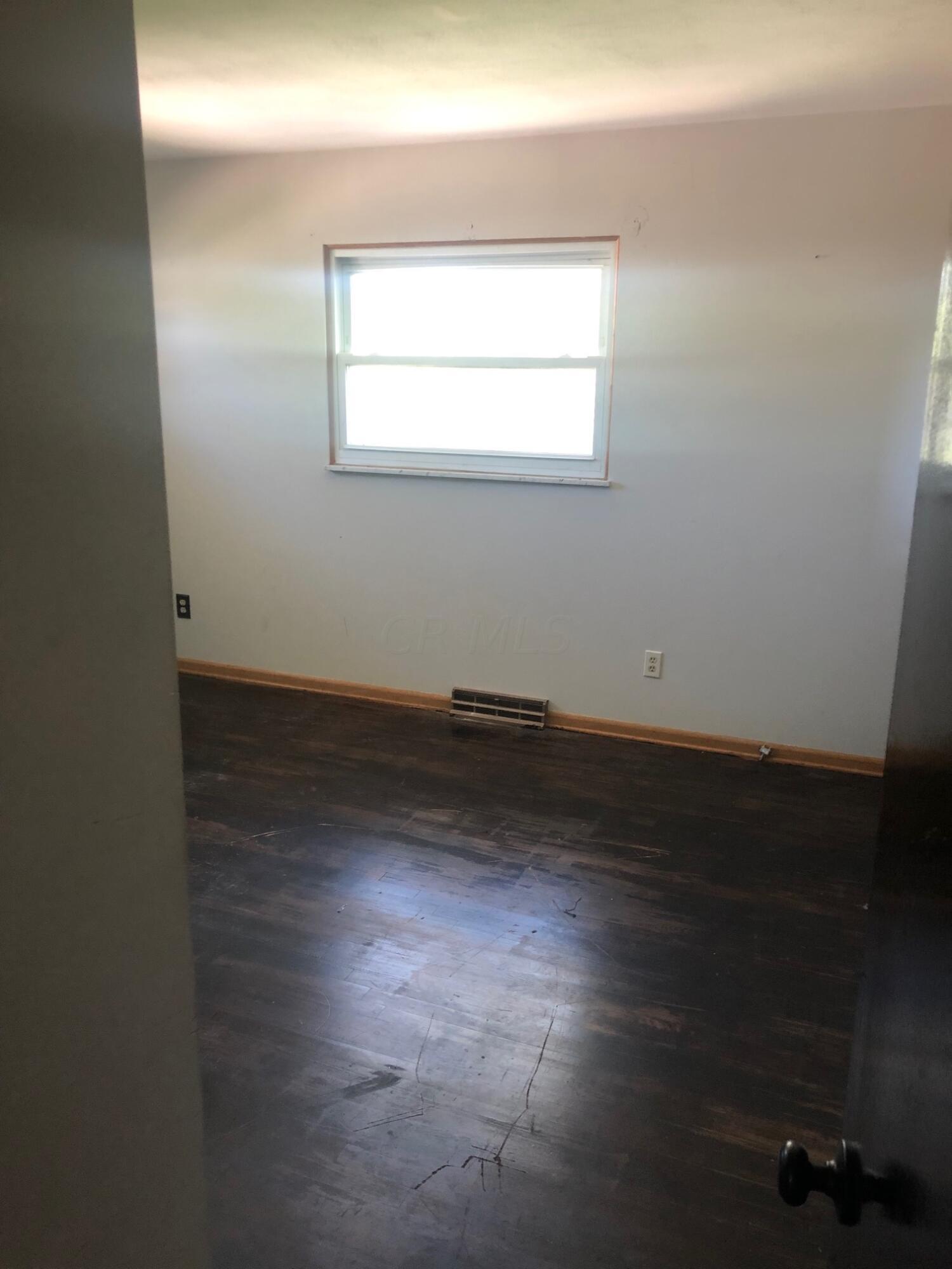 5833 Riverton Road Columbus, OH 43232 - Photo 16 of 25 Gallery Image 16