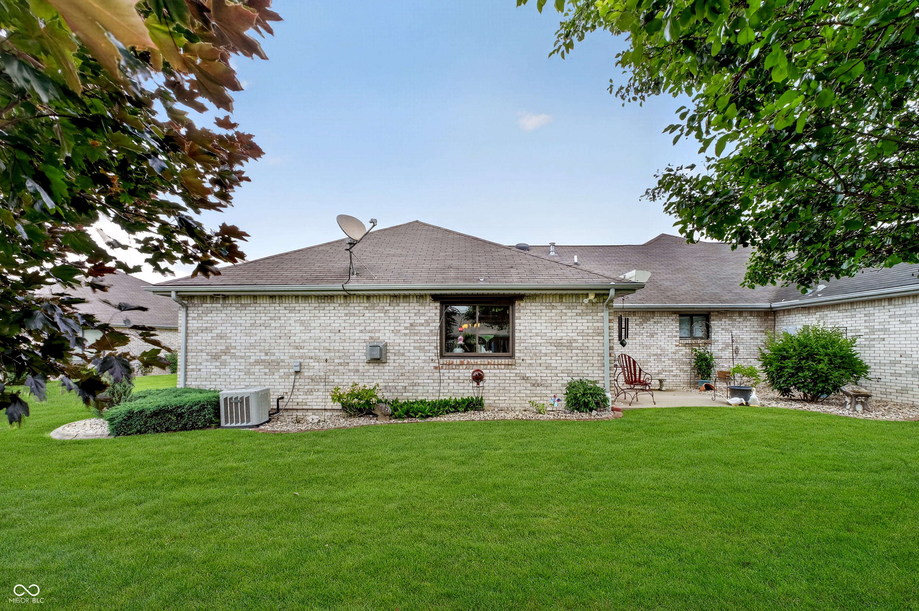 175 Warwick Way Pendleton, IN 46064 - Photo 28 of 31