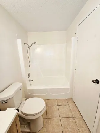 $1,700 | 17 Wysocki Drive, Unit 57, Dudley, MA 01571