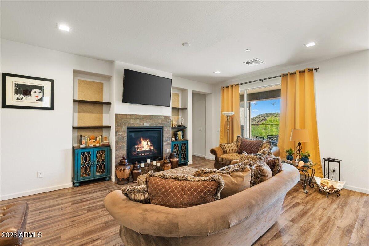 463 Cleopatra Hill Road Clarkdale, AZ 86324 - Photo 8 of 44 09-Living Room