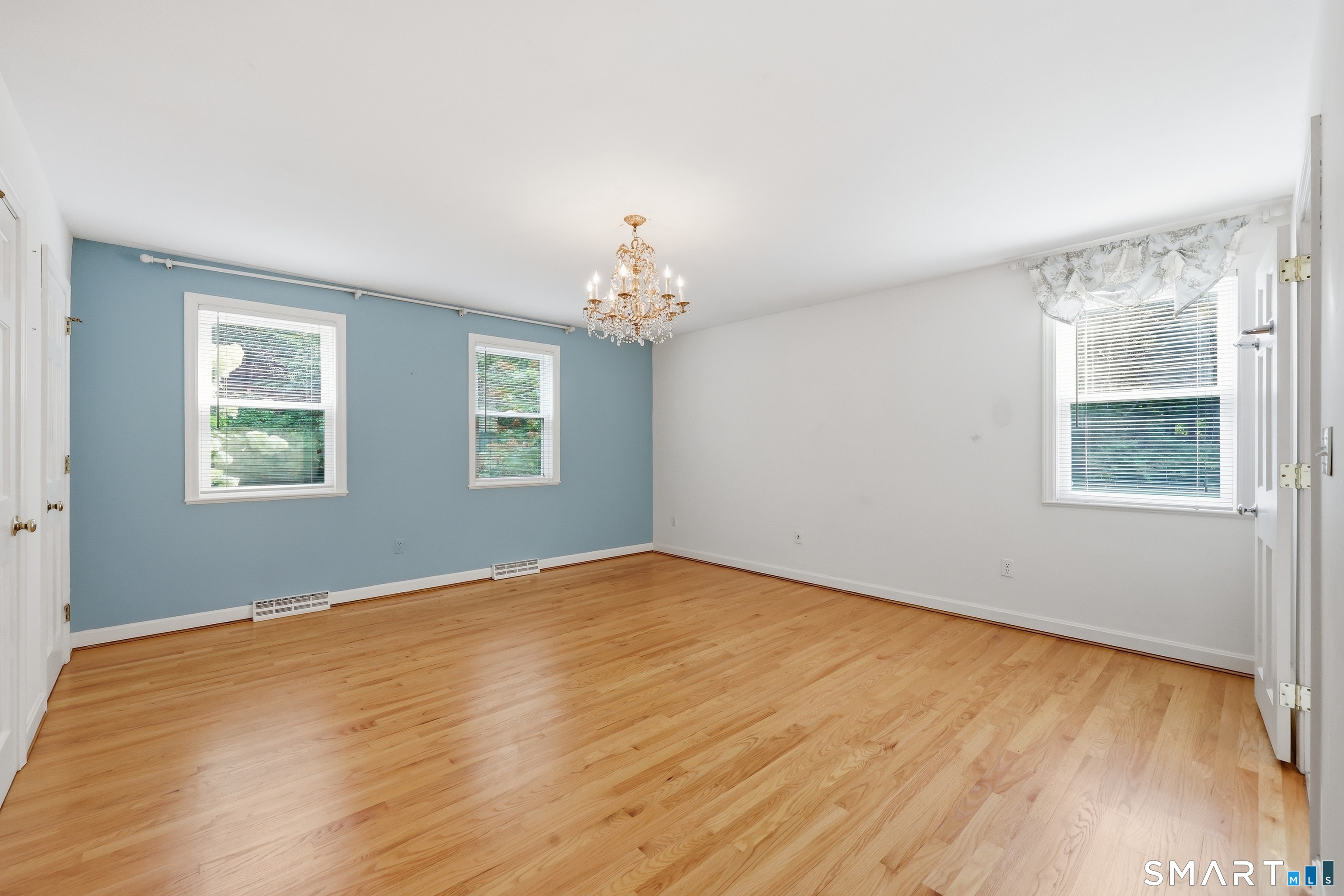161 Great Pond Road Simsbury, CT 06070 - Photo 13 of 33 Gallery Image 13