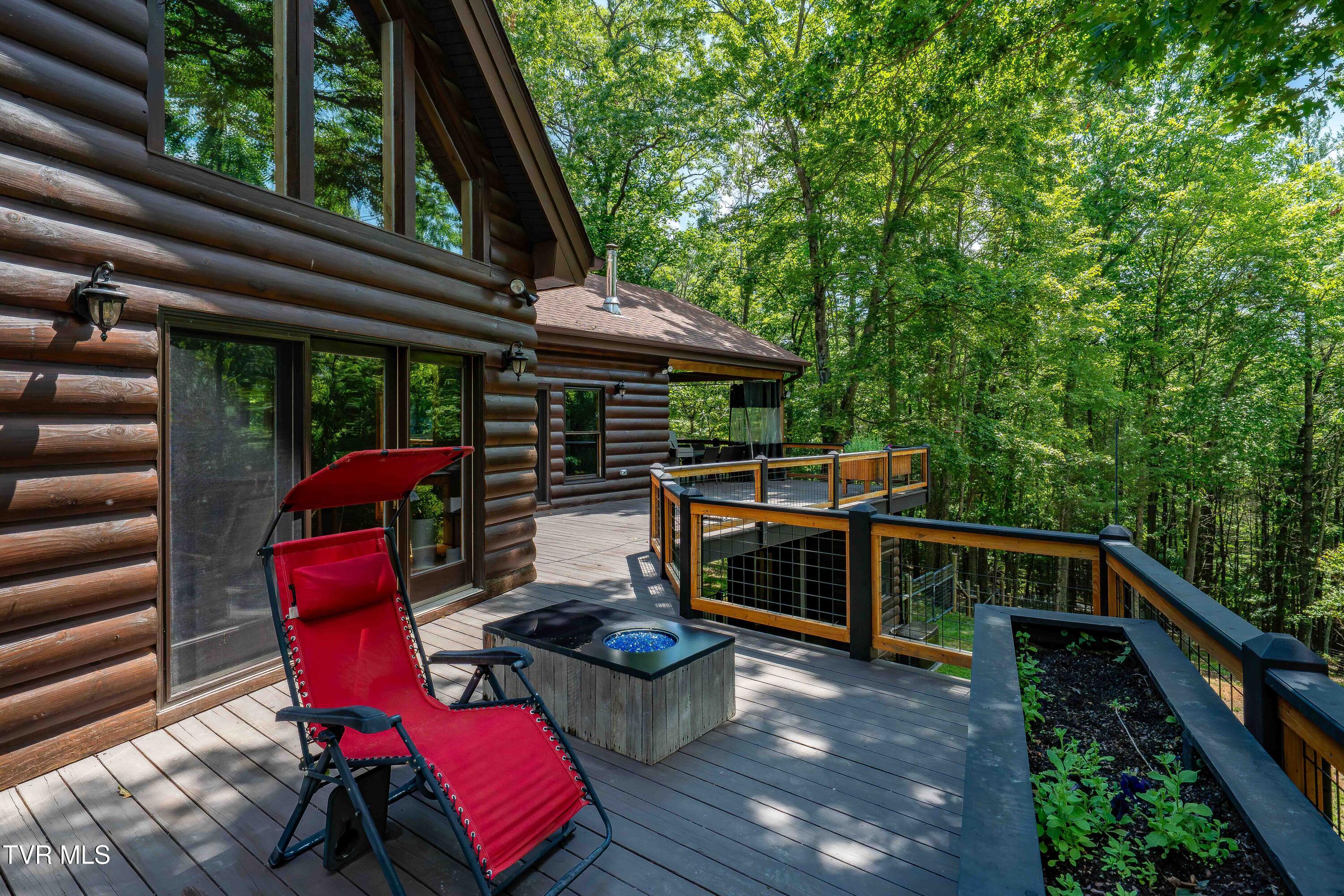 191 Bear Ridge Drive Butler, TN 37640 - Photo 64 of 80 191 Bear Ridge Dr (25 of 80)