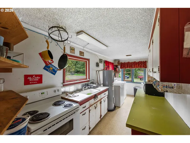 $444,900 | 93751 Coos-Sumner Lane, Coos Bay, OR 97420