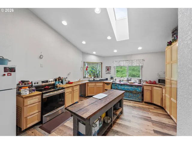 $444,900 | 93751 Coos-Sumner Lane, Coos Bay, OR 97420