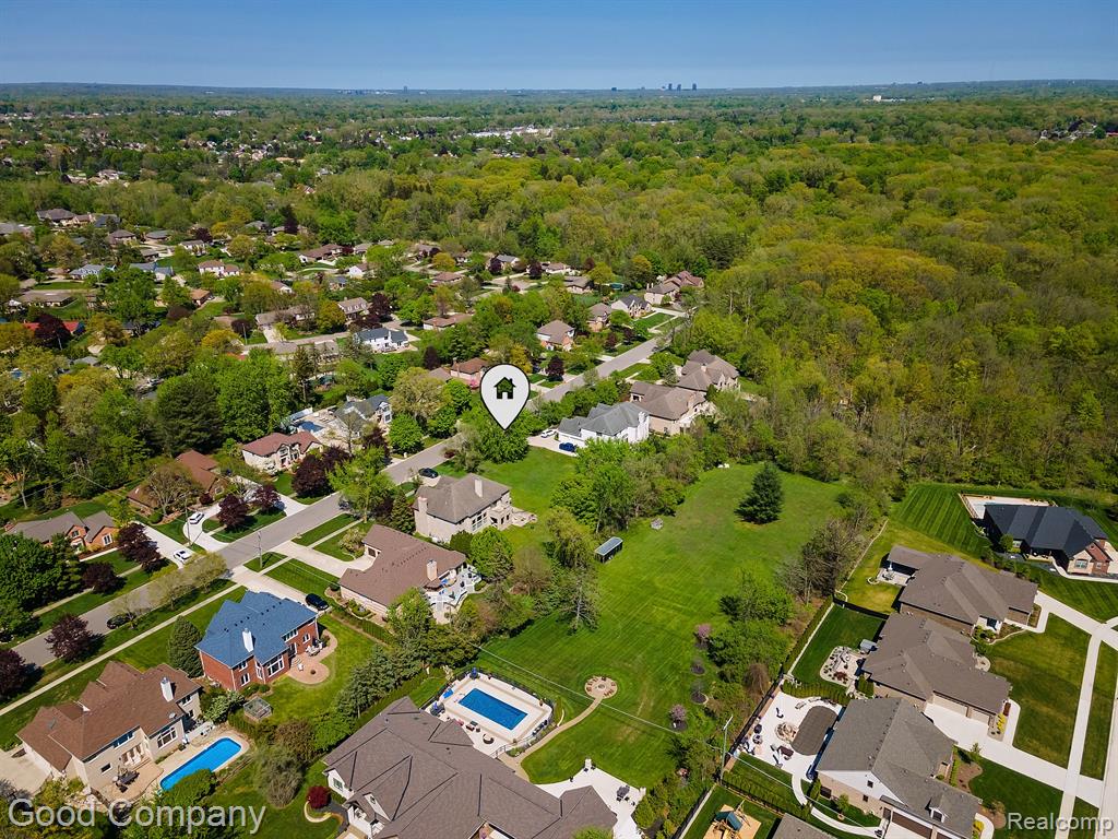 35321 Curtis Road Livonia, MI 48152 - Photo 13 of 15