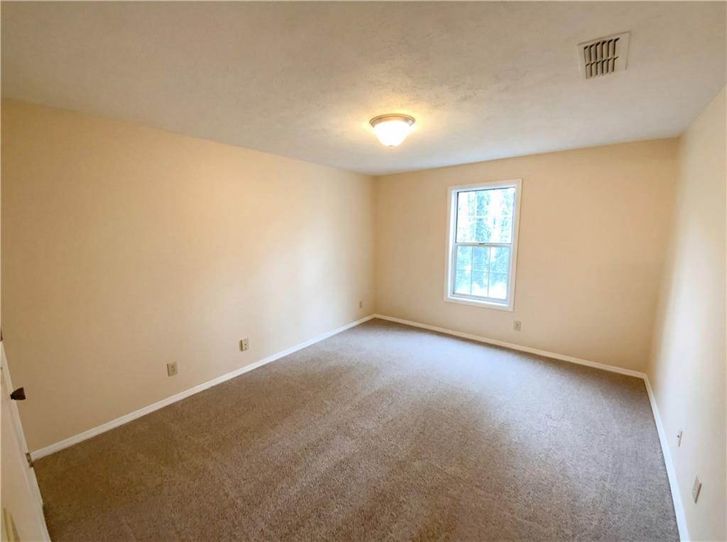 107 Gettysburg Place Atlanta, GA 30350 - Photo 9 of 17