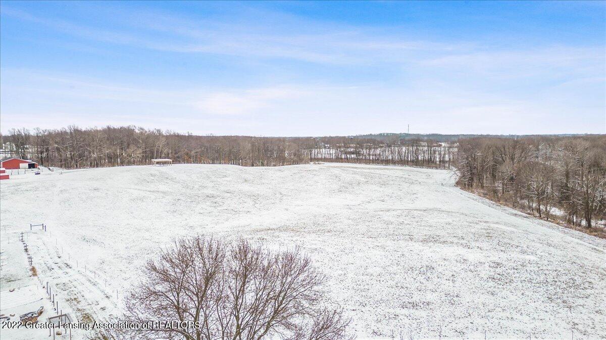 6746 Cole Road Bancroft, MI 48414 - Photo 33 of 57 42-Media Jett-10