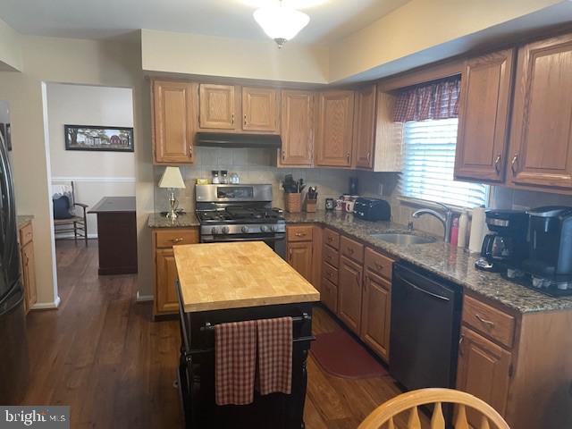 1859 Shellbark Drive Reading, PA 19608 - Photo 9 of 34