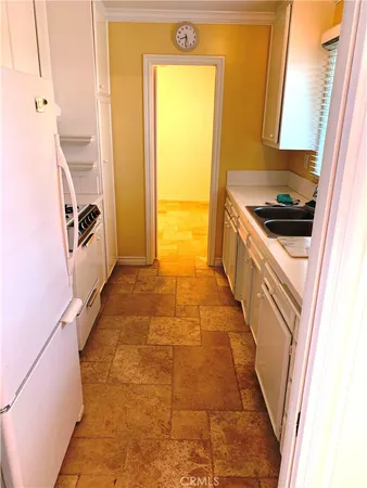 $4,000 | 1741 Tustin Avenue, Unit 49, Costa Mesa, CA 92627