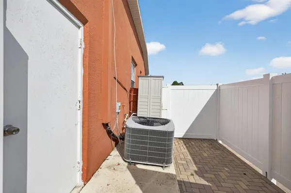 $450,000 | 4613 Mariner Boulevard, Spring Hill, FL 34609