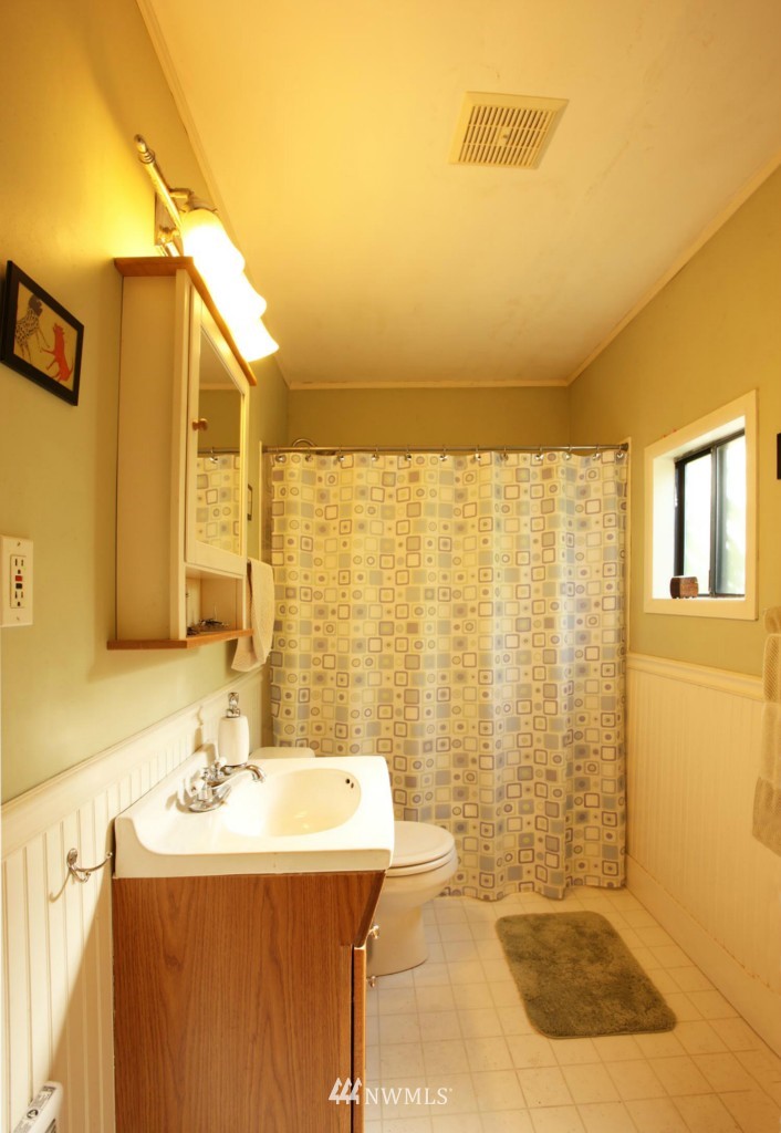 119 North 81st Street Seattle, WA 98103 - Photo 11 of 15 Gallery Image 11