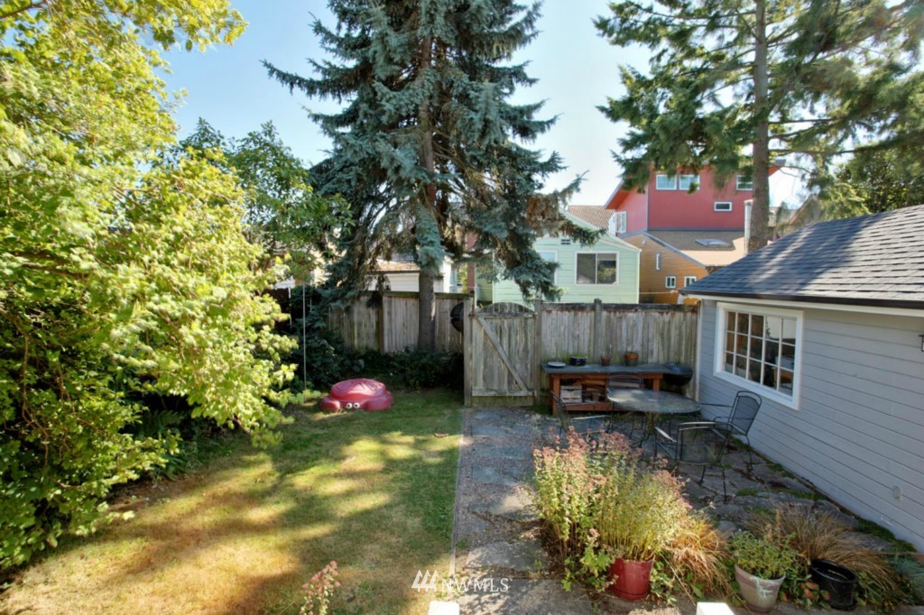 119 North 81st Street Seattle, WA 98103 - Photo 12 of 15 Gallery Image 12