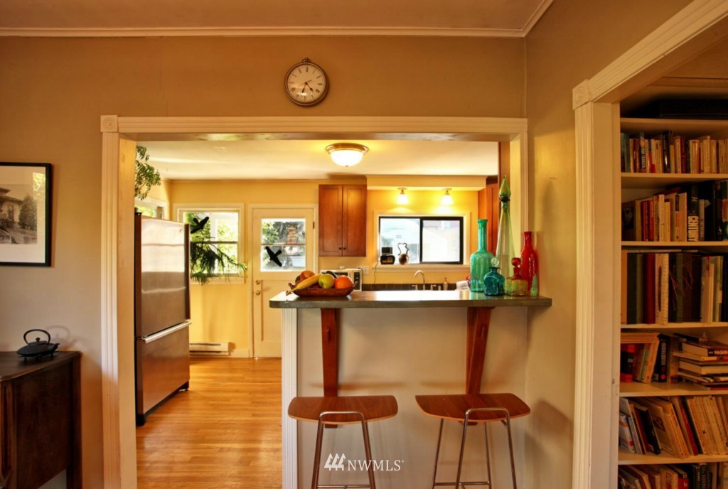 119 North 81st Street Seattle, WA 98103 - Photo 6 of 15 Gallery Image 6