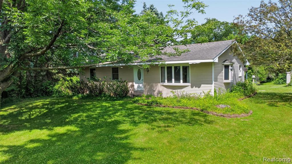4675 Diehl Road Metamora, MI 48455 - Photo 4 of 66 Gallery Image 4