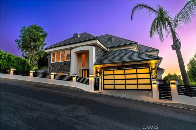 $2,199,000 | 4918 Calvin Avenue, Tarzana, CA 91356