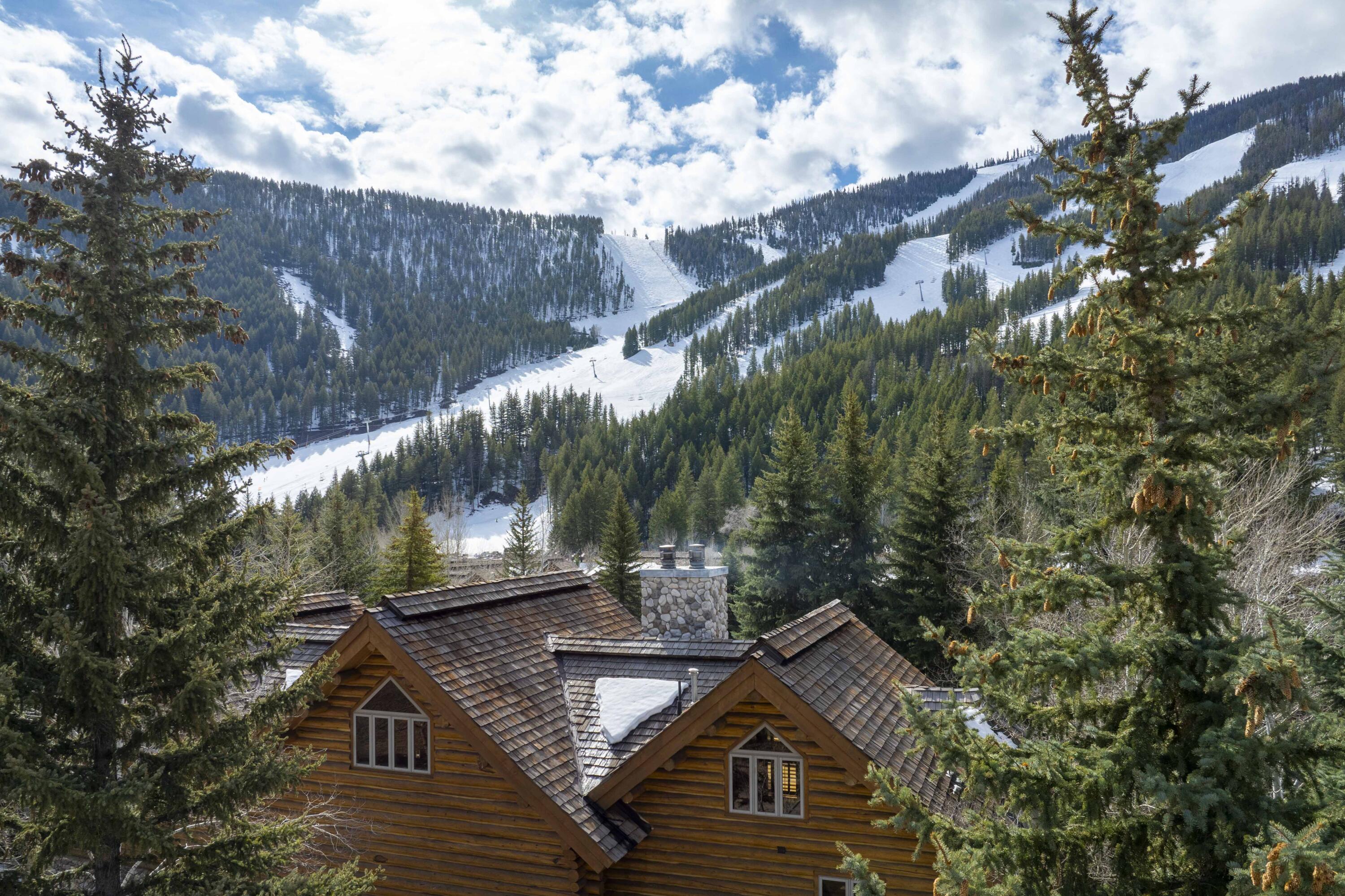 340 Lloyd Court Ketchum, ID 83340 - Photo 2 of 29 340 Lloyd Court - Aerial - 29-Edit