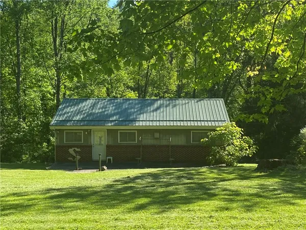 $159,900 | 127 1st Street, Confluence, PA 15424
