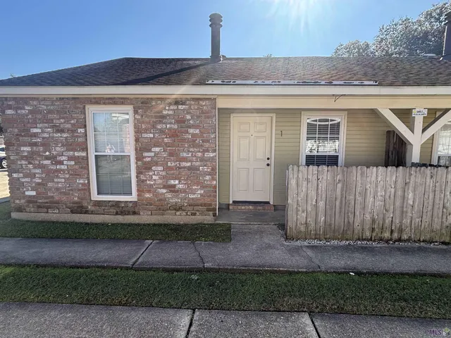 $1,250 | 6114 Parkforest Drive, Unit 1, Baton Rouge, LA 70816