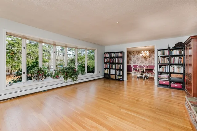 $979,500 | 702 Blue Hill Avenue, Milton, MA 02186