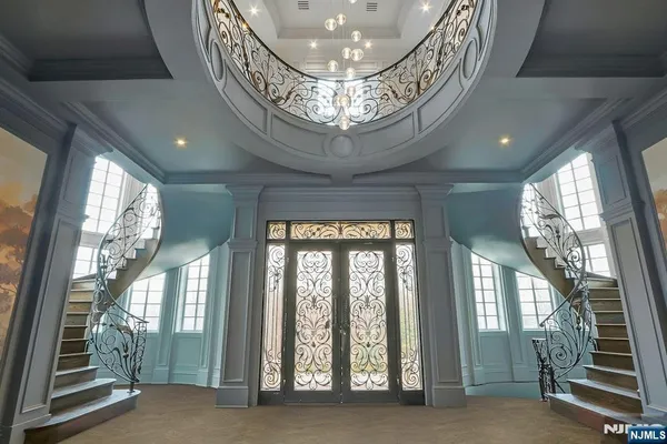 a view of entryway
