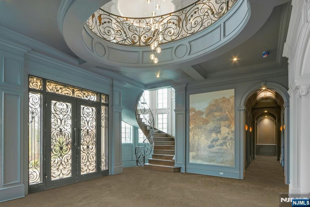 10 Frick Drive Alpine, NJ 07620 - Photo 4 of 28 a view of entryway