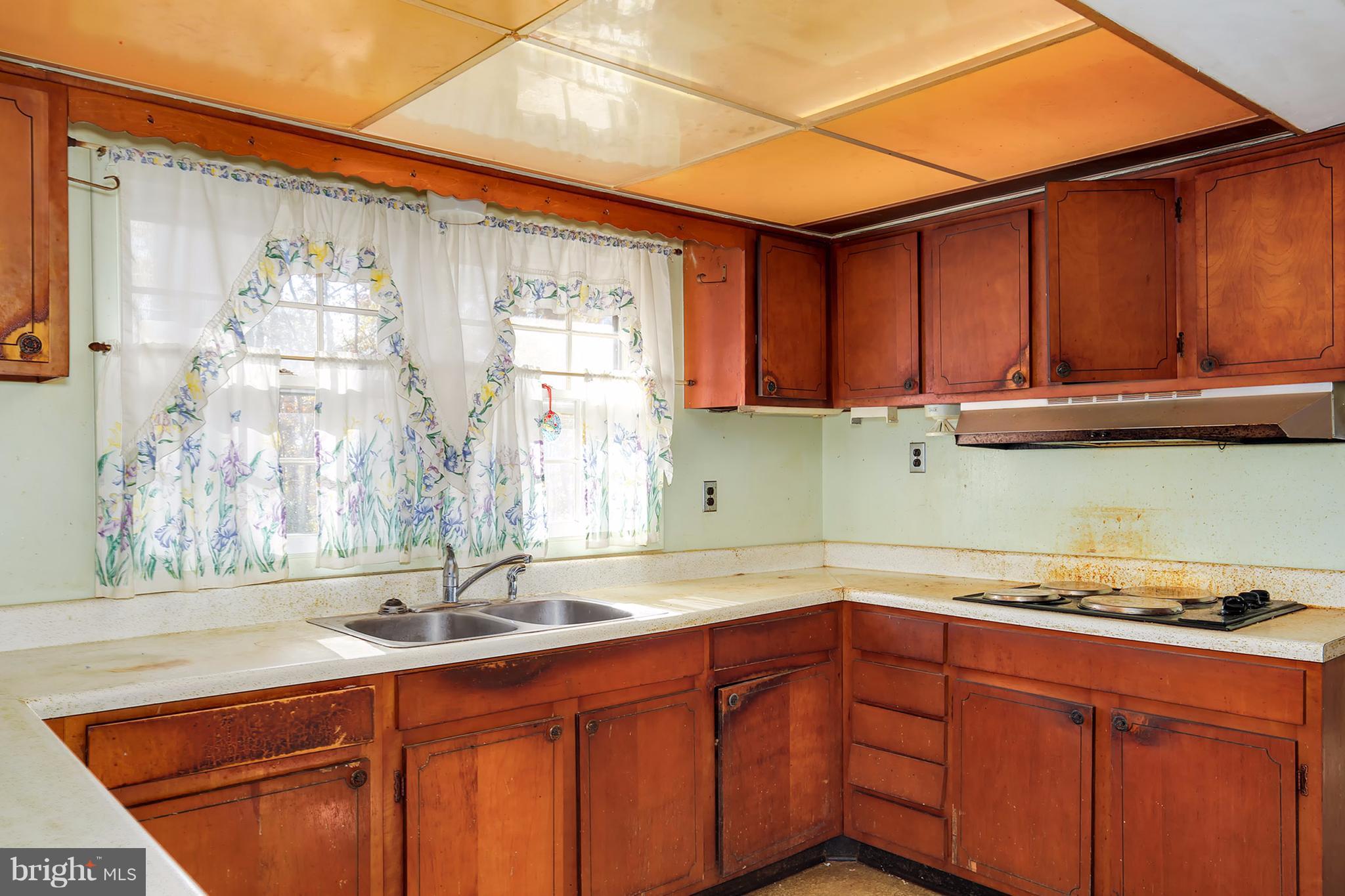 1550 German Chapel Road Prince Frederick, MD 20678 - Photo 14 of 30 Kitchen