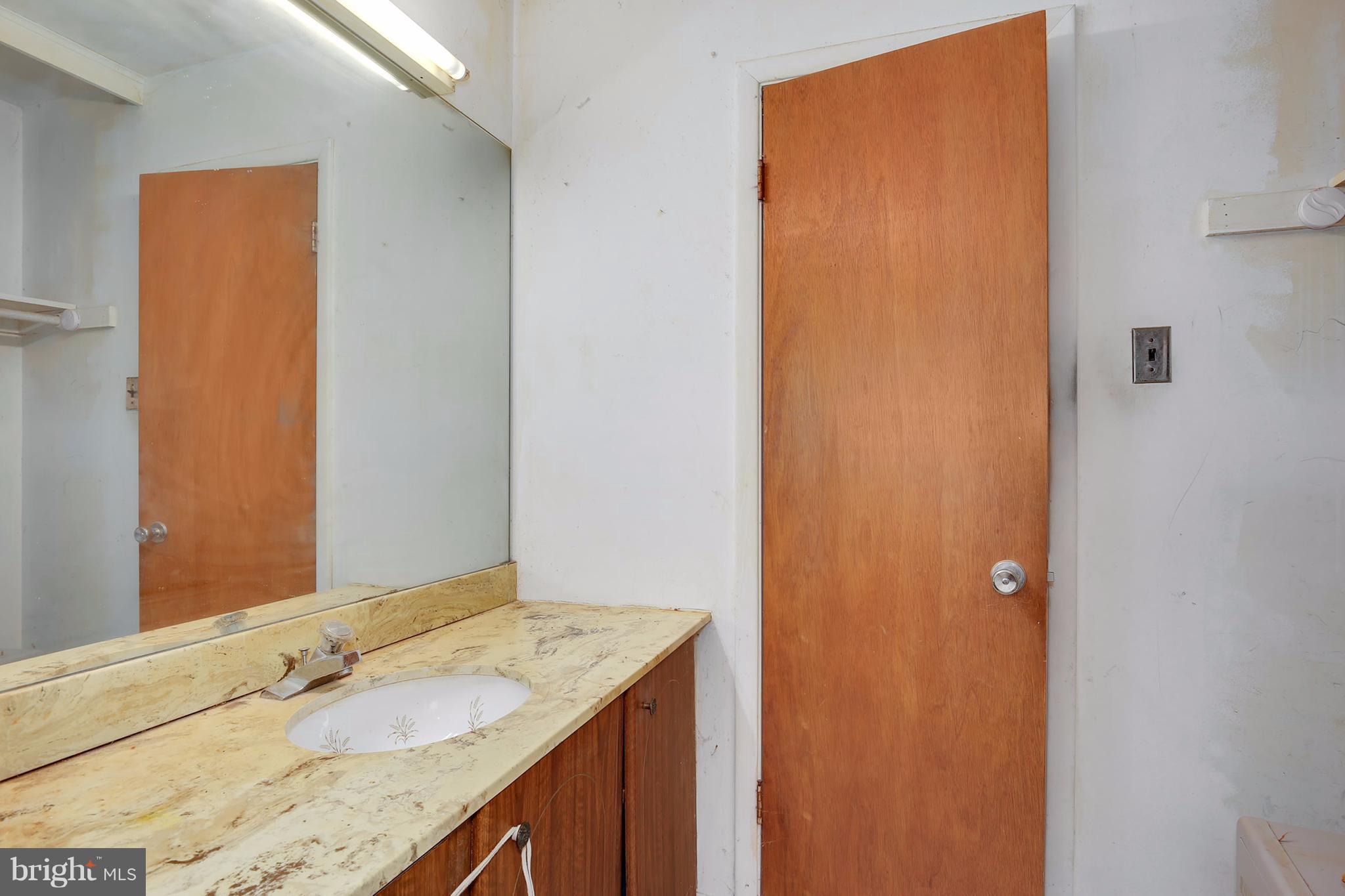1550 German Chapel Road Prince Frederick, MD 20678 - Photo 21 of 30 Bath (Master)