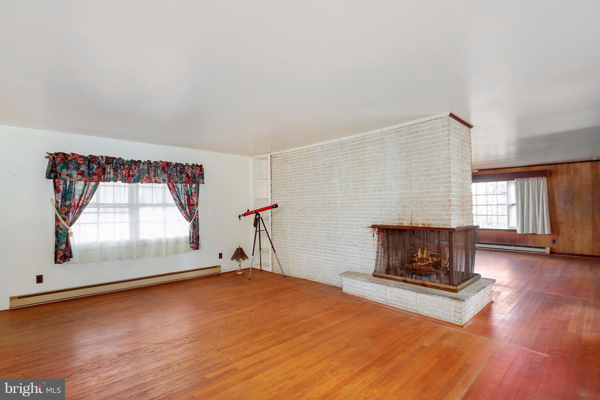 1550 German Chapel Road Prince Frederick, MD 20678 - Photo 6 of 30 Living Room