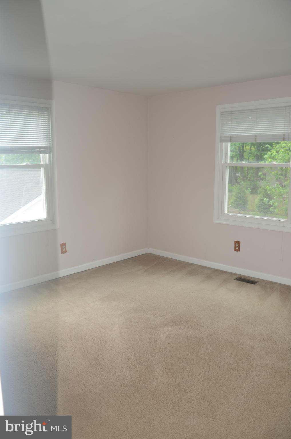 1205 Alden Road Alexandria, VA 22308 - Photo 22 of 30 Bath (Master)