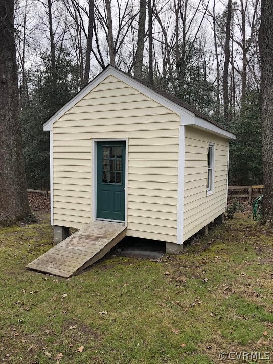 5012 Wilconna Road Chesterfield, VA 23832 - Photo 3 of 14 a view of a house with a yard
