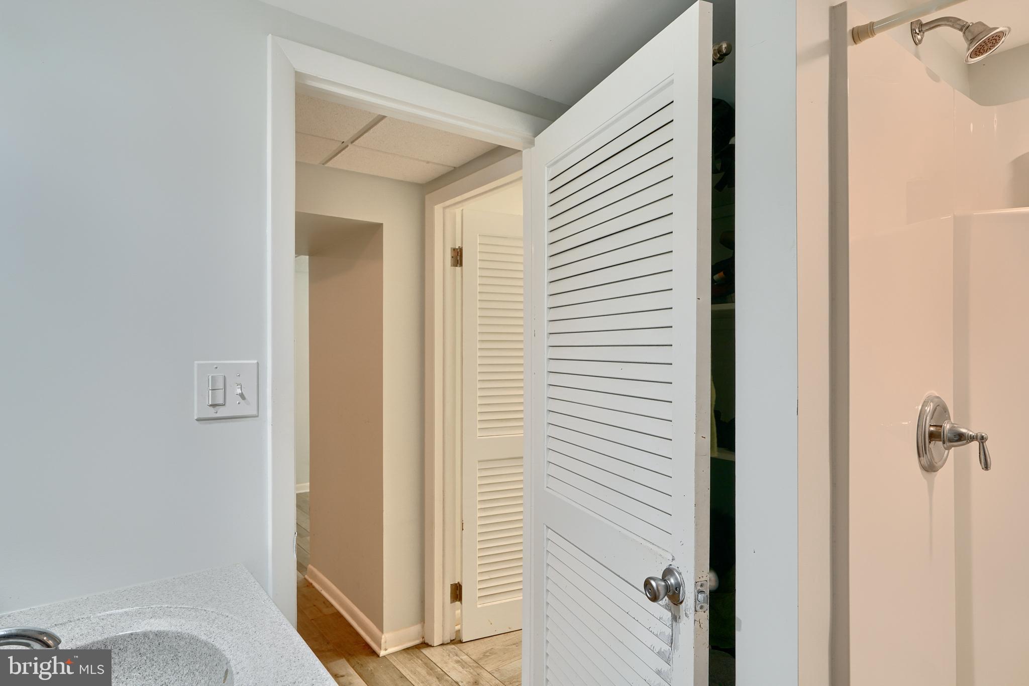 13264 Hunt Ridge Road Ellicott City, MD 21042 - Photo 30 of 42 Gallery Image 30
