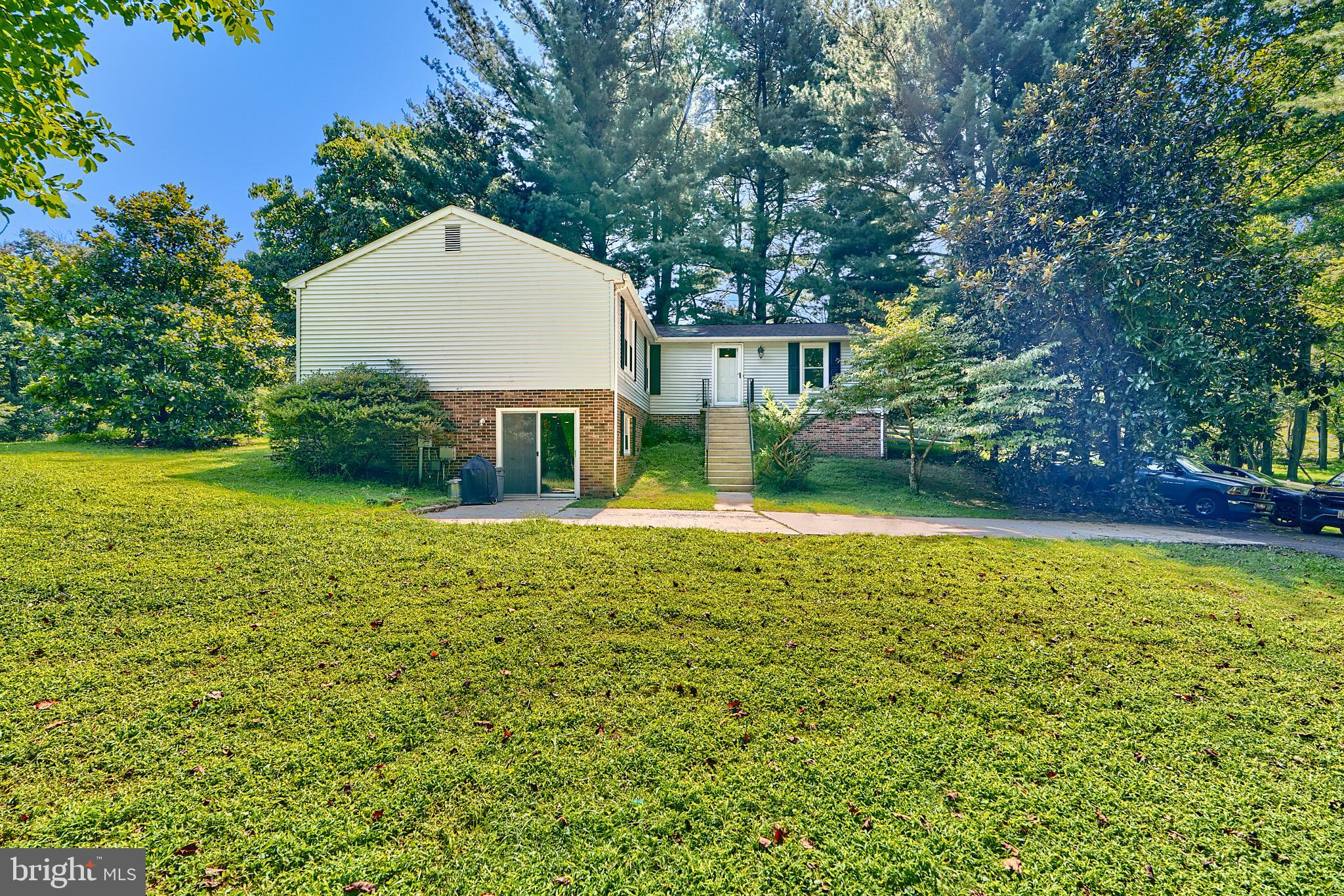 13264 Hunt Ridge Road Ellicott City, MD 21042 - Photo 34 of 42 Gallery Image 34