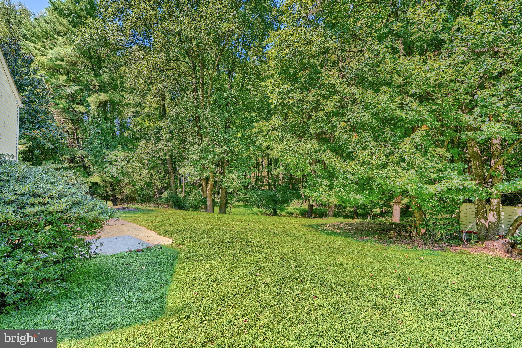 13264 Hunt Ridge Road Ellicott City, MD 21042 - Photo 36 of 42 Gallery Image 36