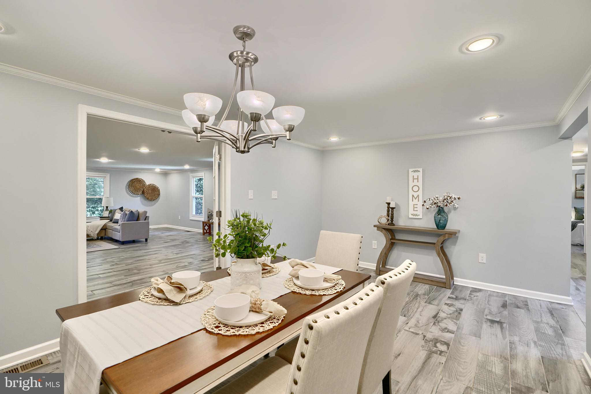 13264 Hunt Ridge Road Ellicott City, MD 21042 - Photo 6 of 42 Gallery Image 6