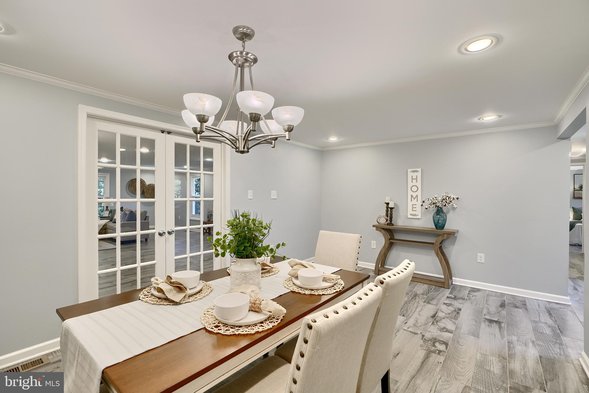 13264 Hunt Ridge Road Ellicott City, MD 21042 - Photo 7 of 42 Gallery Image 7