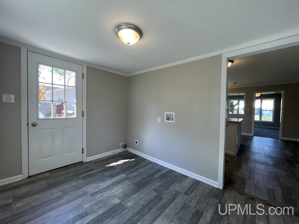 923 Halliday Street L'Anse, MI 49946 - Photo 14 of 52
