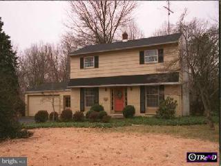 27 Lower Hilltop Road, Unit 1 Yardley, PA 19067 - Photo 1 of 1 Gallery Image 1