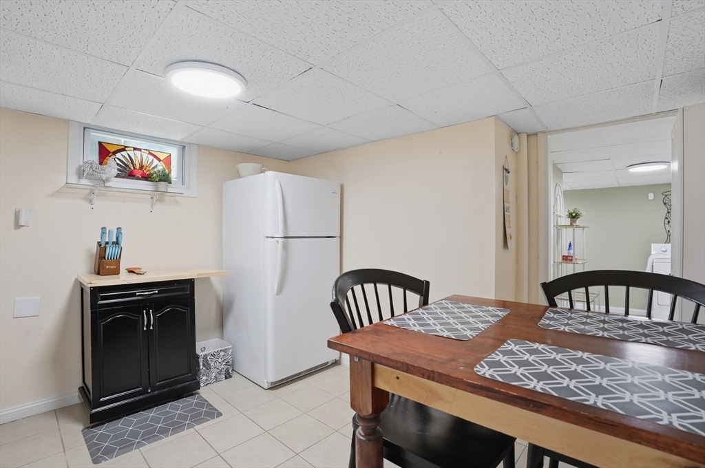 15 Birmingham Road Worcester, MA 01606 - Photo 27 of 39 Gallery Image 27