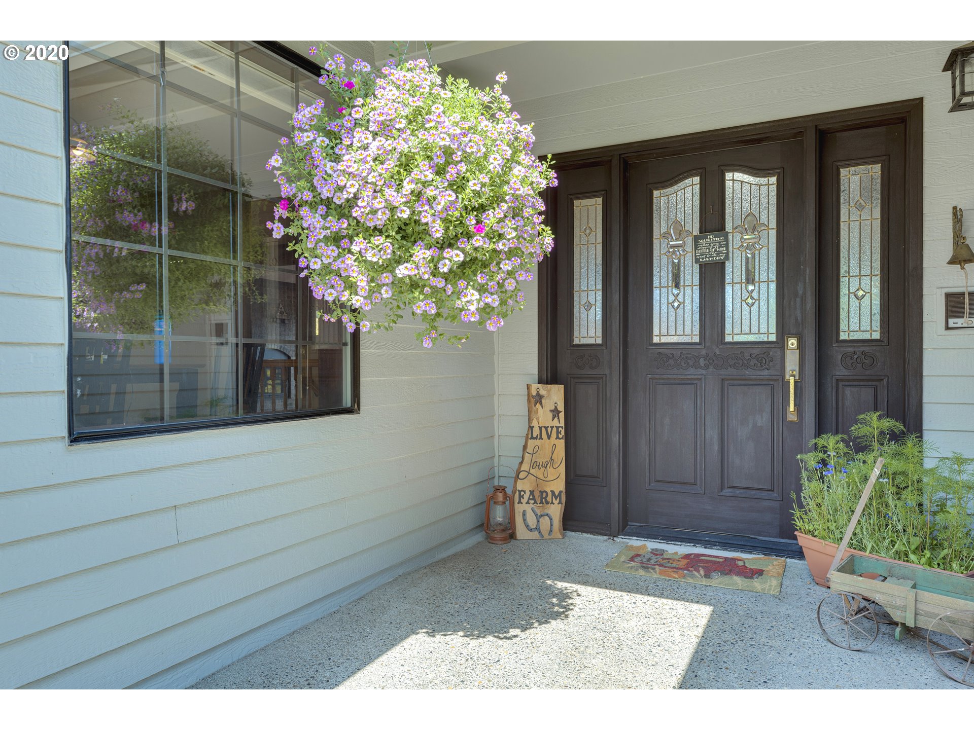 21155 Southeast Curtis Road Damascus, OR 97089 - Photo 2 of 31