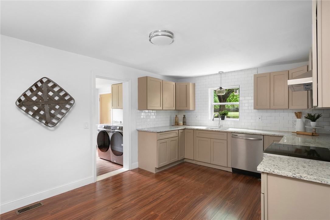 22 Reservoir Road Coventry, RI 02816 - Photo 14 of 48 Gallery Image 14