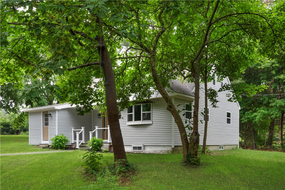 22 Reservoir Road Coventry, RI 02816 - Photo 37 of 48 Gallery Image 37