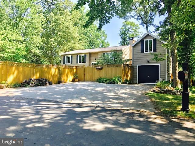2982 Friends Road Annapolis, MD 21401 - Photo 2 of 30 Exterior (Front)