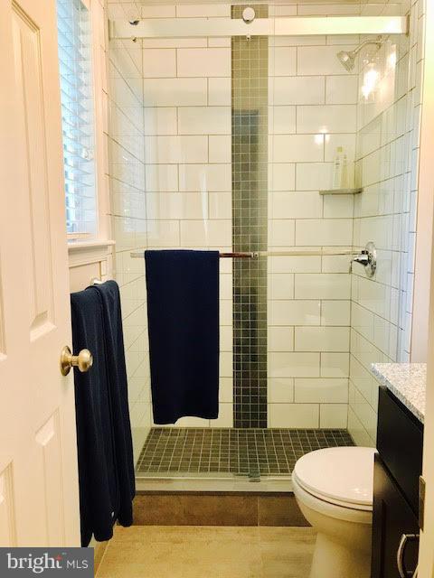 2982 Friends Road Annapolis, MD 21401 - Photo 14 of 30 Bathroom (2nd Master)