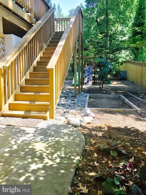 2982 Friends Road Annapolis, MD 21401 - Photo 25 of 30 Stairs Leading Down From Upper Deck