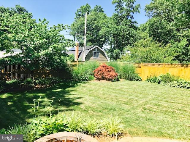 2982 Friends Road Annapolis, MD 21401 - Photo 29 of 30 Front Yard