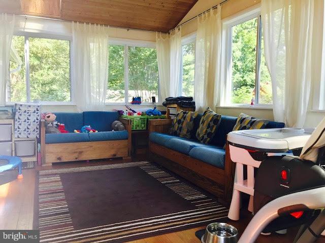 2982 Friends Road Annapolis, MD 21401 - Photo 8 of 30 Enclosed Sunroom