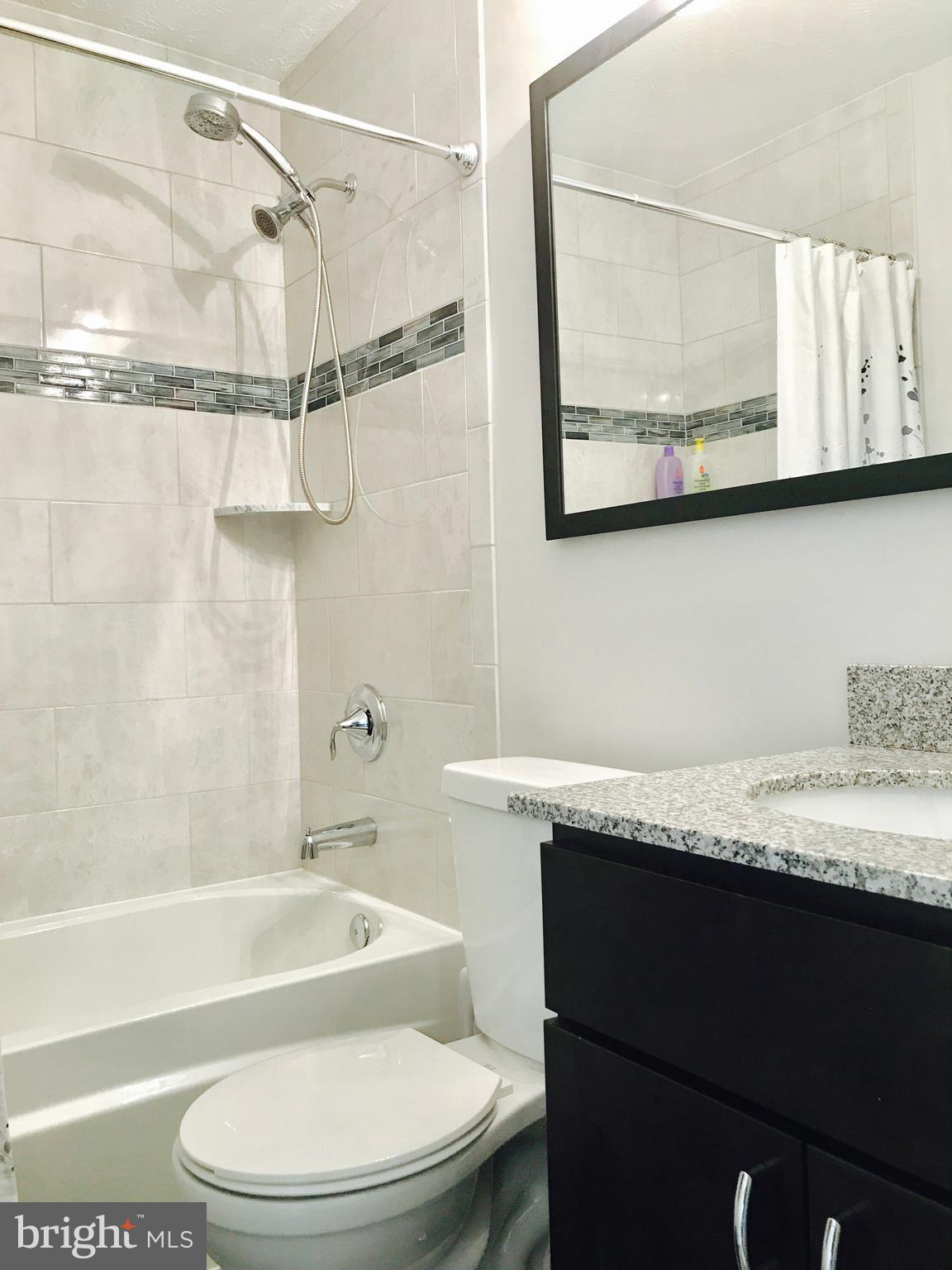 2982 Friends Road Annapolis, MD 21401 - Photo 10 of 30 Hall bath