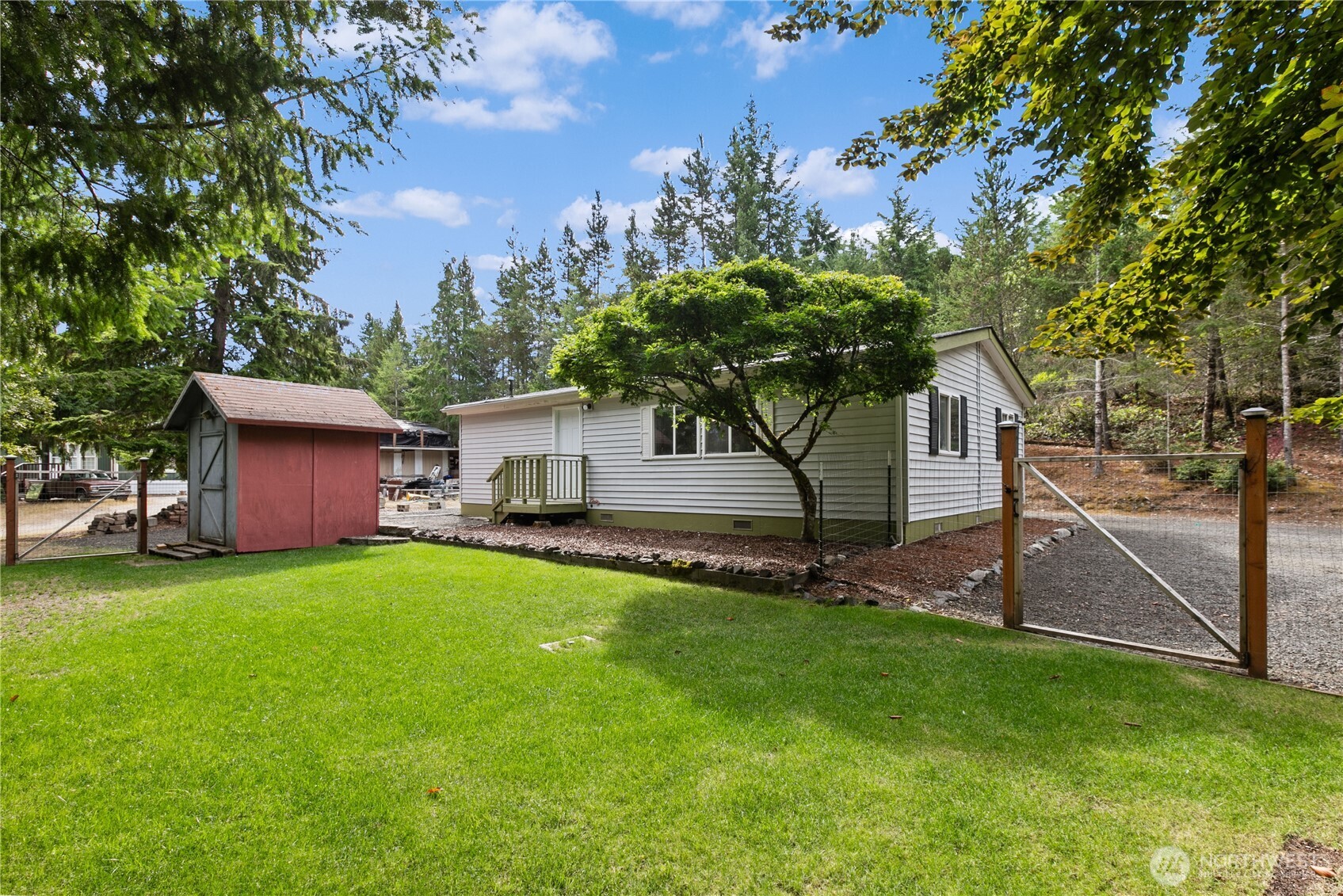 40 East Crimson Peak Road Belfair, WA 98528 - Photo 3 of 39 Gallery Image 3