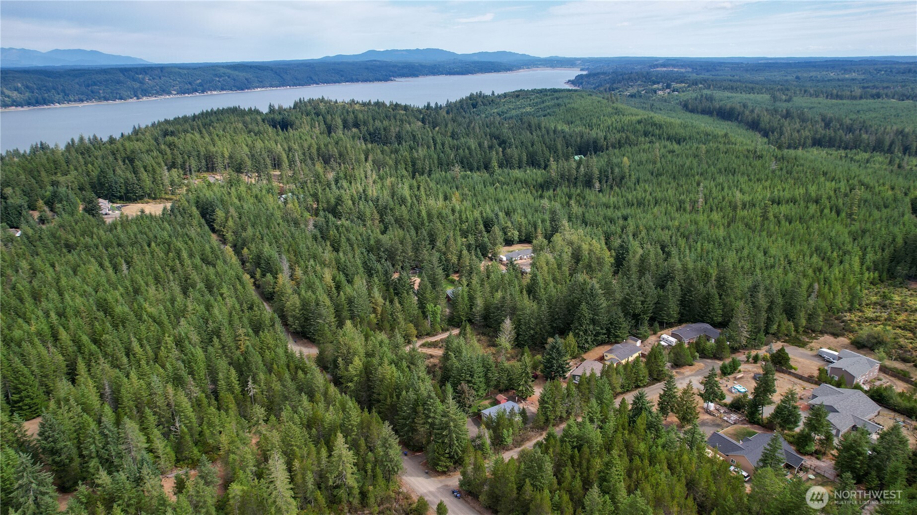 40 East Crimson Peak Road Belfair, WA 98528 - Photo 36 of 39 Gallery Image 36